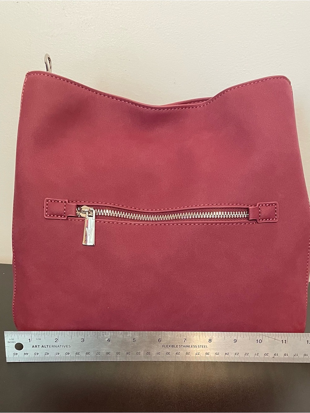 Women’s purse handbag by Vanessa Williams in Merlot color. New with tag. - Picture 3 of 3